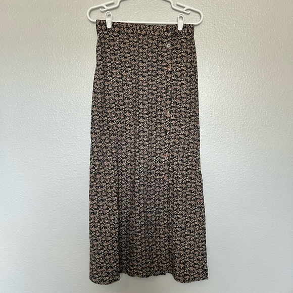 SOLD - Picture 4 of 8